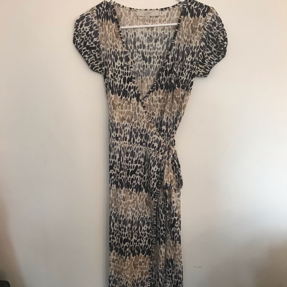 LOFT wrap dress, abstract design, size XS